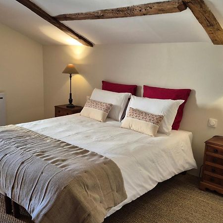 Chambre Saint Emilion - Le Clos D'Antan Les Artigues-de-Lussac エクステリア 写真